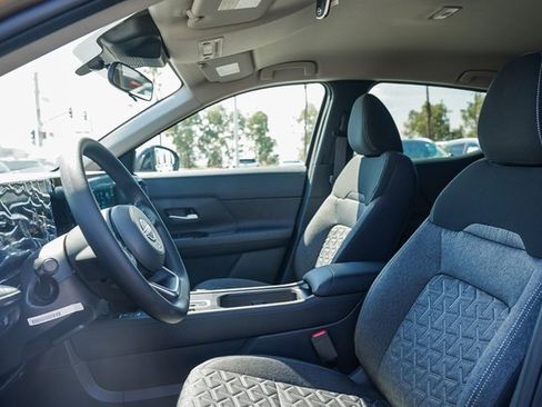 New 2026 Nissan Kicks SV image 18