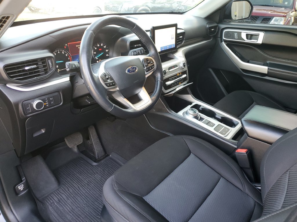 Used 2022 Ford Explorer XLT RWD image 24