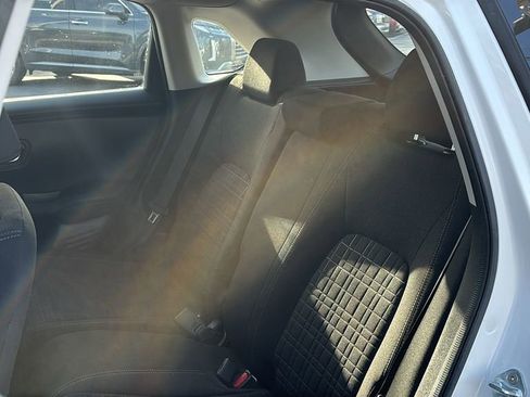 Certified 2023 Honda HR-V LX image 27