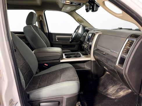 Used 2019 RAM 1500 Lone Star AWD/4WD image 29