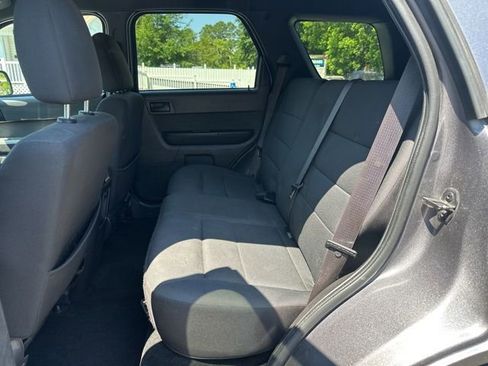 Used 2011 Ford Escape XLT AWD/4WD image 11