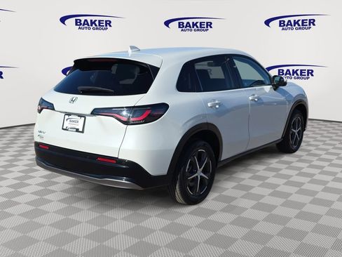 Used 2023 Honda HR-V EX-L image 5