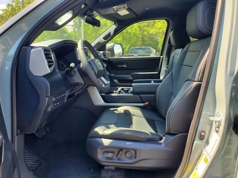New 2026 Toyota Tundra SR5 AWD/4WD image 18