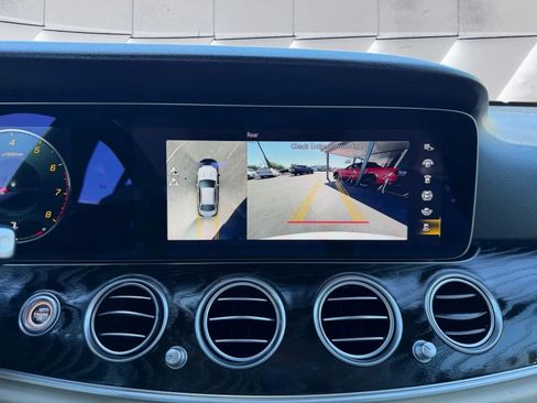 Used 2022 Mercedes-Benz E 350 Sedan w/ Driver Assistance Package image 17