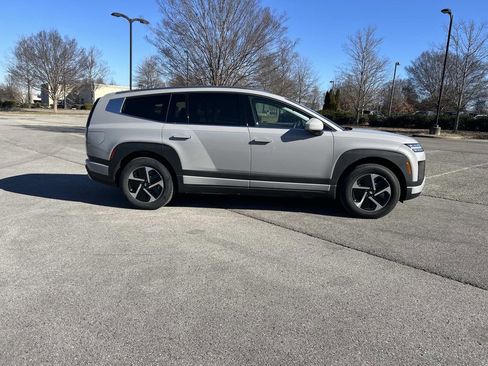 New 2026 Hyundai Ioniq 9 SE w/ Tow & Go Package image 8