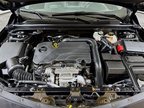 Used 2025 Chevrolet Malibu LT image 28