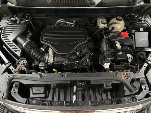 Used 2017 GMC Acadia SLT AWD/4WD image 36