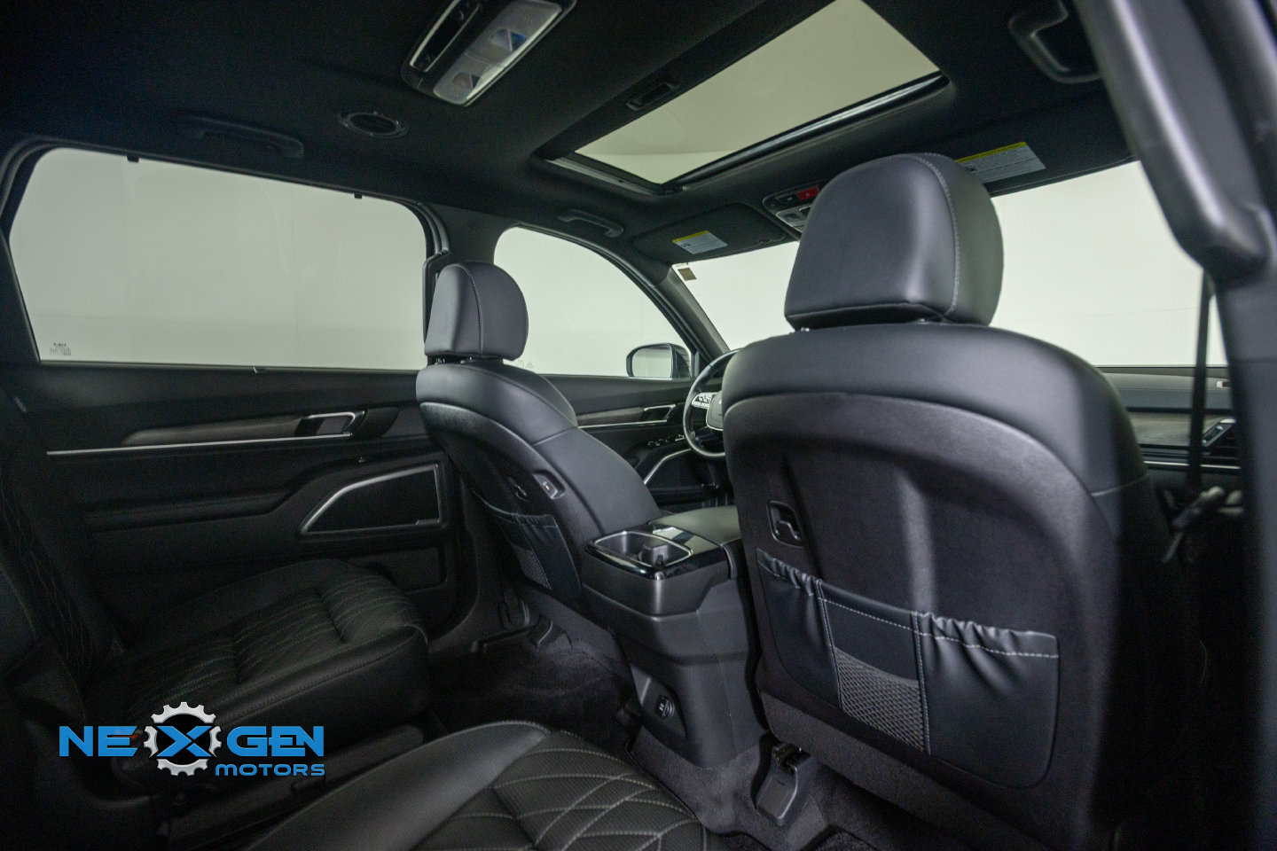 Used 2024 Kia Telluride EX X-Line AWD/4WD image 37