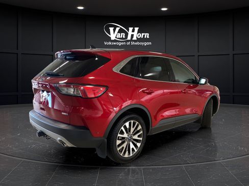 Used 2020 Ford Escape Titanium AWD/4WD image 7