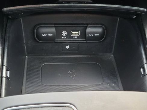 Used 2019 Kia Sorento SX image 25