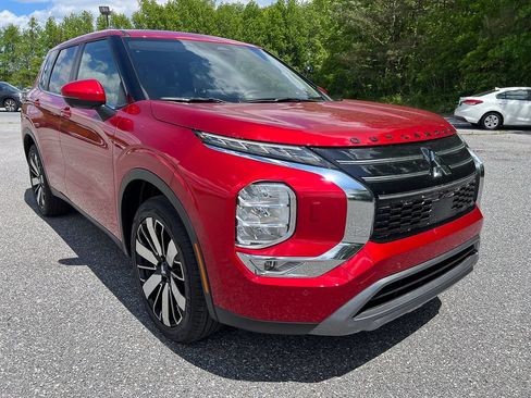 New 2026 Mitsubishi Outlander SE AWD/4WD image 9