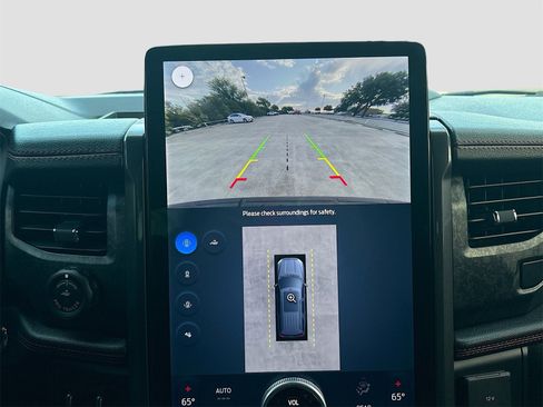 Used 2024 Ford Expedition Max Limited image 14