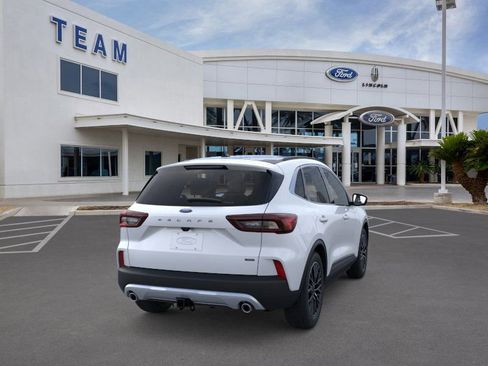 New 2025 Ford Escape SE w/ PHEV Premium Package image 8