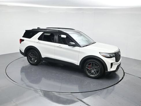 Used 2025 Ford Explorer ST w/ Sun And Sound Package AWD/4WD image 51