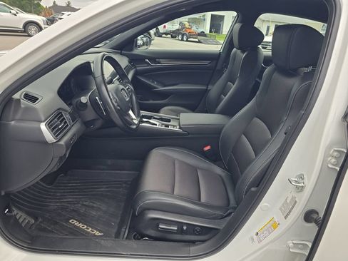 Used 2022 Honda Accord Sport image 12