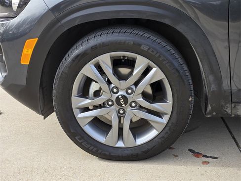 Certified 2023 Kia Seltos S image 17