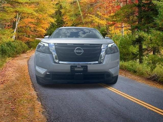 Certified 2024 Nissan Pathfinder SV AWD/4WD image 19