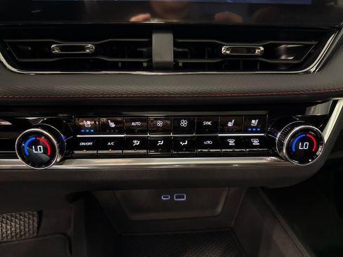 New 2027 Chevrolet Equinox RS w/ Safety and Technology Package AWD/4WD image 17
