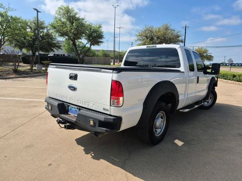 Used 2011 Ford F250 XL RWD image 6