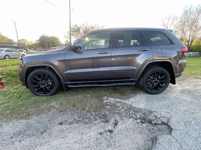 Used 2018 Jeep Grand Cherokee Altitude