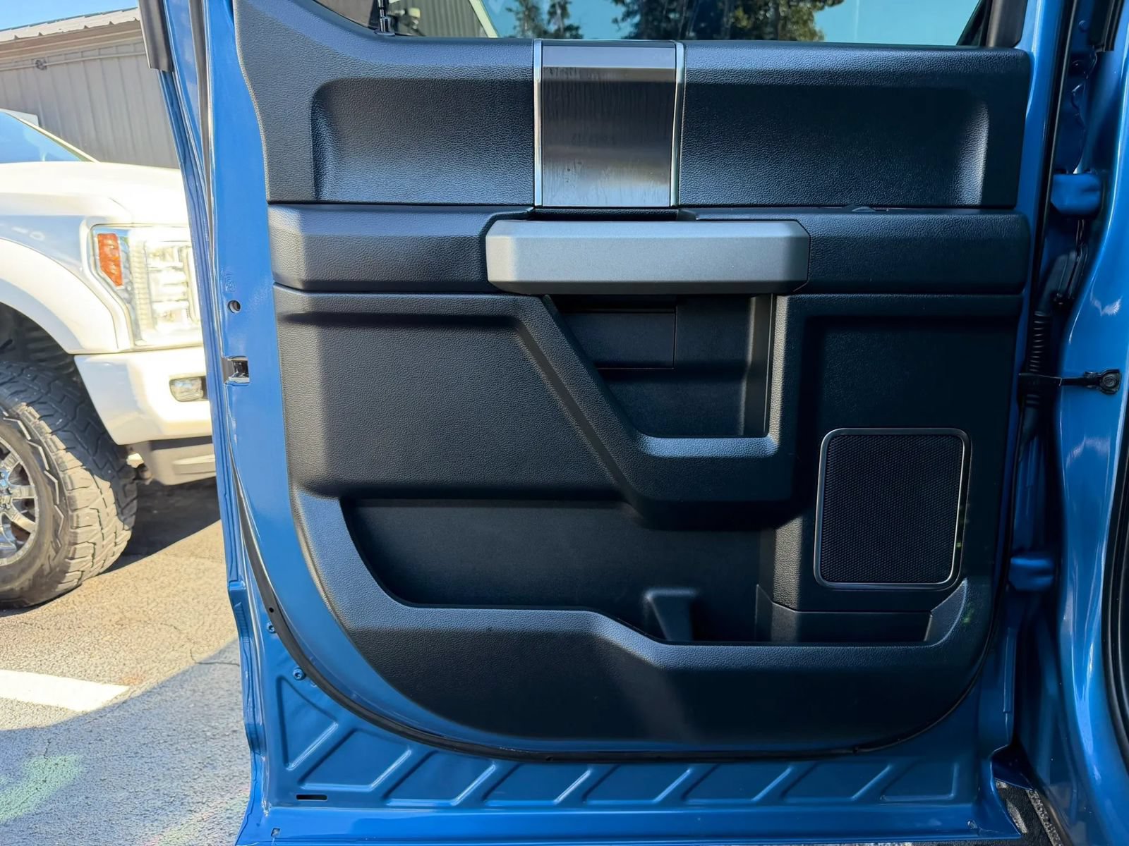 Used 2019 Ford F150 Raptor w/ Equipment Group 802A Luxury AWD/4WD image 26