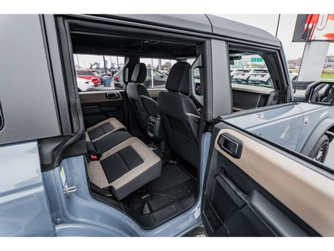 Used 2025 Ford Bronco Big Bend image 25