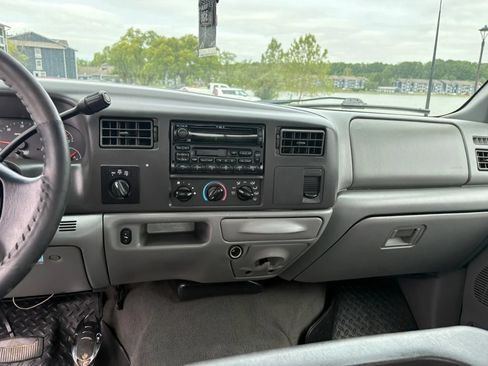 Used 2002 Ford F250 4x4 Crew Cab Super Duty image 10
