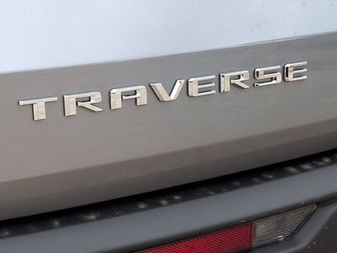 New 2026 Chevrolet Traverse LT w/ Sun and Wheel Package FWD image 6