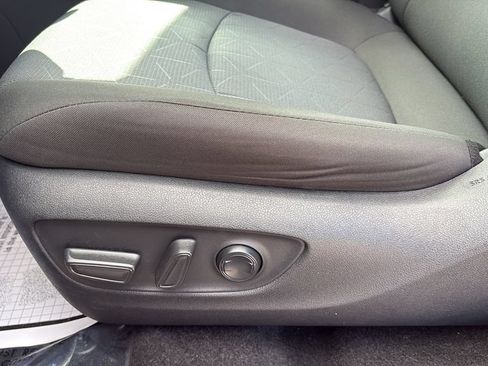 Used 2024 Toyota RAV4 XLE w/ Convenience Package AWD/4WD image 16