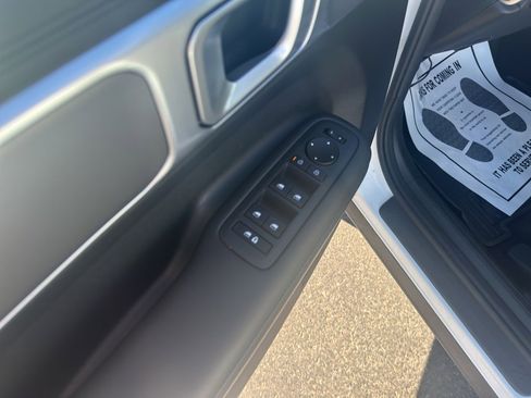 Used 2024 Hyundai Santa Fe SEL image 14