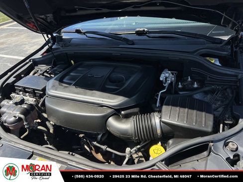 Used 2019 Jeep Grand Cherokee Laredo AWD/4WD image 11