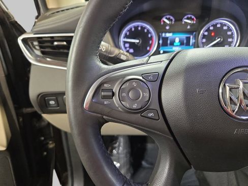 Used 2018 Buick Enclave Premium w/ Experience Buick Package FWD image 21