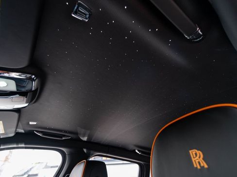 Used 2026 Rolls-Royce Cullinan Black Badge AWD/4WD image 19