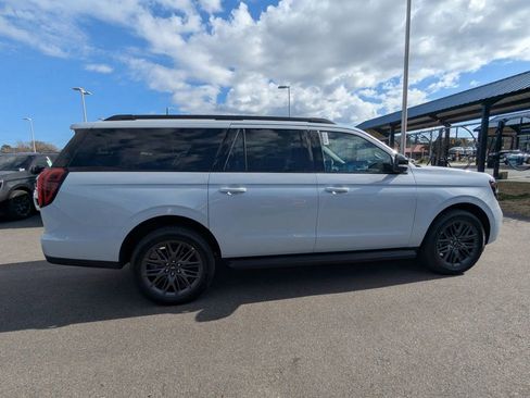 New 2026 Ford Expedition Max Platinum w/ Stealth Appearance Package image 3