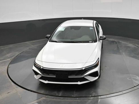 New 2026 Hyundai Elantra Sport image 23