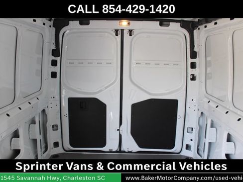 Used 2023 Mercedes-Benz Sprinter 2500 image 21