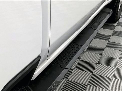 Used 2020 Chevrolet Silverado 2500 LT w/ Convenience Package image 35