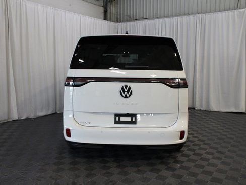New 2025 Volkswagen ID. Buzz Pro S RWD image 23