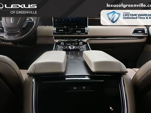 Used 2022 Lincoln Navigator L Reserve AWD/4WD image 26