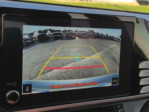 Used 2025 Toyota Camry LE FWD image 18