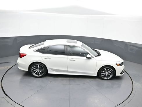 Used 2022 Honda Civic Touring image 37