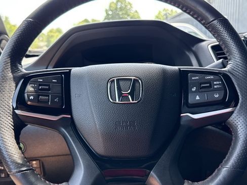 Used 2025 Honda Ridgeline Black Edition image 22