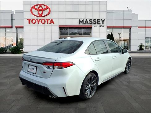 Used 2024 Toyota Corolla SE image 23