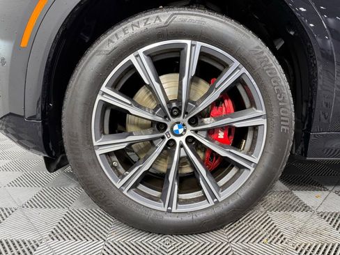 Certified 2024 BMW X6 xDrive40i w/ Premium Package image 9