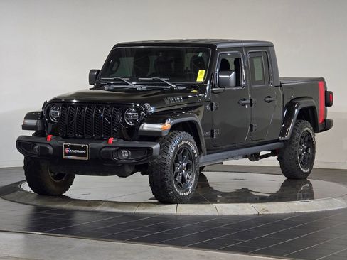 Used 2021 Jeep Gladiator Willys image 5