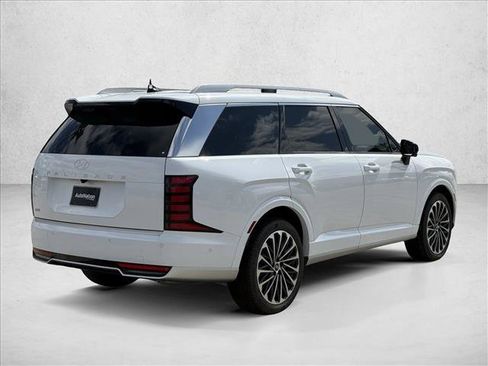 New 2026 Hyundai Palisade Calligraphy FWD image 2