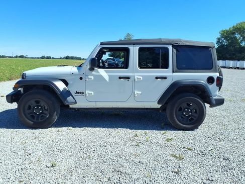Used 2023 Jeep Wrangler Unlimited Sport AWD/4WD image 8