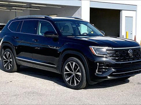 New 2026 Volkswagen Atlas SEL Premium R-Line AWD/4WD image 2