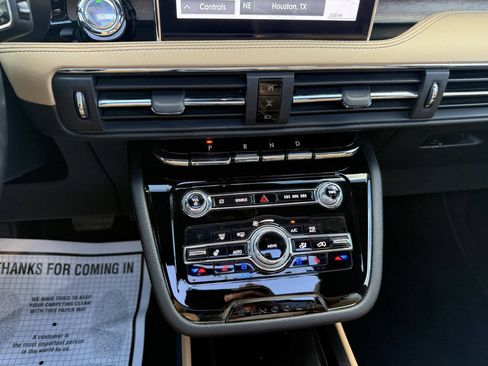 Used 2021 Lincoln Corsair Reserve FWD image 27