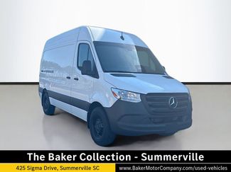 Used 2025 Mercedes-Benz Sprinter 2500 video 1